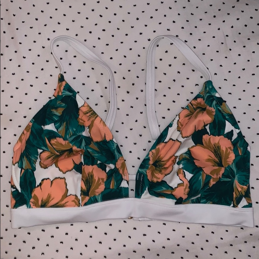 Lively Busty Bralette Bikini top Size 2 see notes